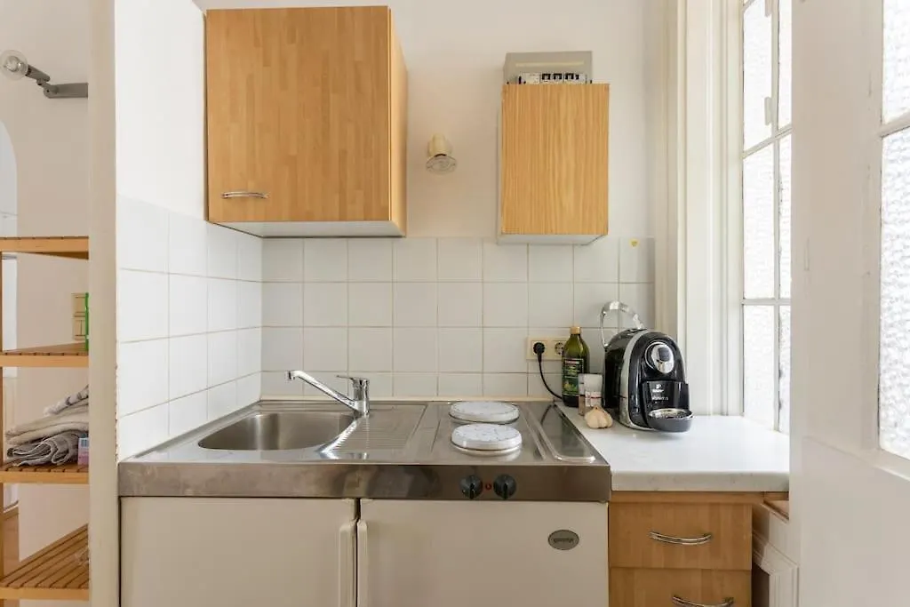 Vintage Living In The Heart Of Vienna. Apartamento  Viena