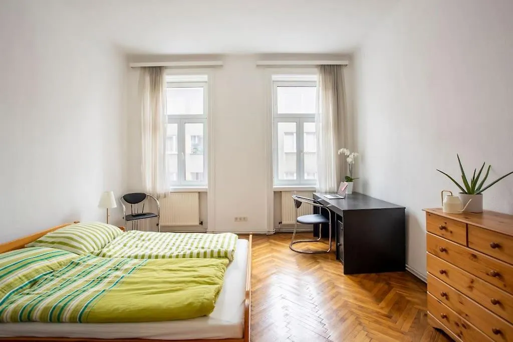 Vintage Living In The Heart Of Vienna.アパートメント