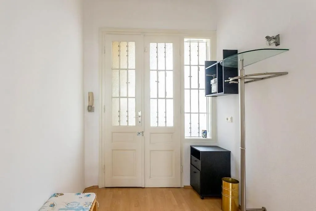 Vintage Living In The Heart Of Vienna.アパートメント アパート ウィーン